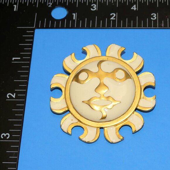 Vintage Maxine Denker Sun Face Brooch Pin Enamel Gold Tone Modernist Signed Rare - Picture 7 of 7
